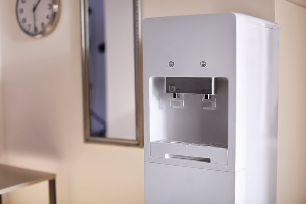 Bottleless water cooler